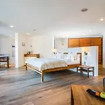 Private Whole-hotel In 360 Alpine Views Sauna & Hot Tub 木屋