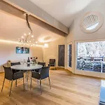 Private Whole-hotel In 360 Alpine Views Sauna & Hot Tub 木屋 萨斯费