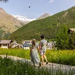 Private Whole-hotel In 360 Alpine Views Sauna & Hot Tub