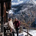 木屋 Private Whole-hotel In 360 Alpine Views Sauna & Hot Tub *