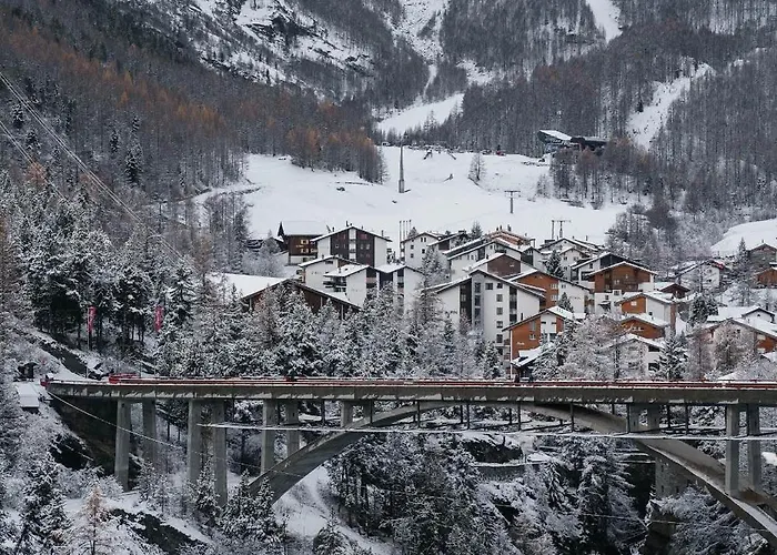 Chalet Private Whole-hotel In 360 Alpine Views Sauna & Hot Tub *