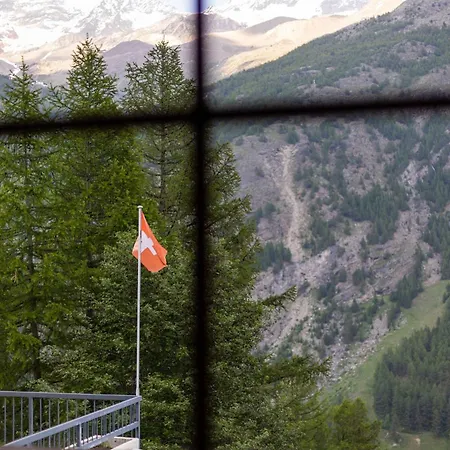Шале Private Whole-hotel In 360 Alpine Views Sauna & Hot Tub