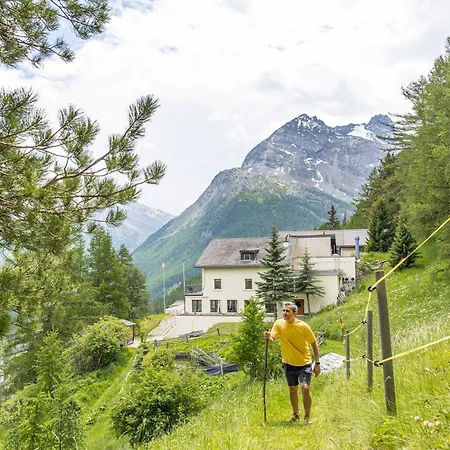 Private Whole-hotel In 360 Alpine Views Sauna & Hot Tub Шале Зас-Фе